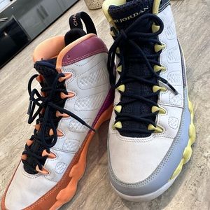 Women’s Jordan’s sneakers